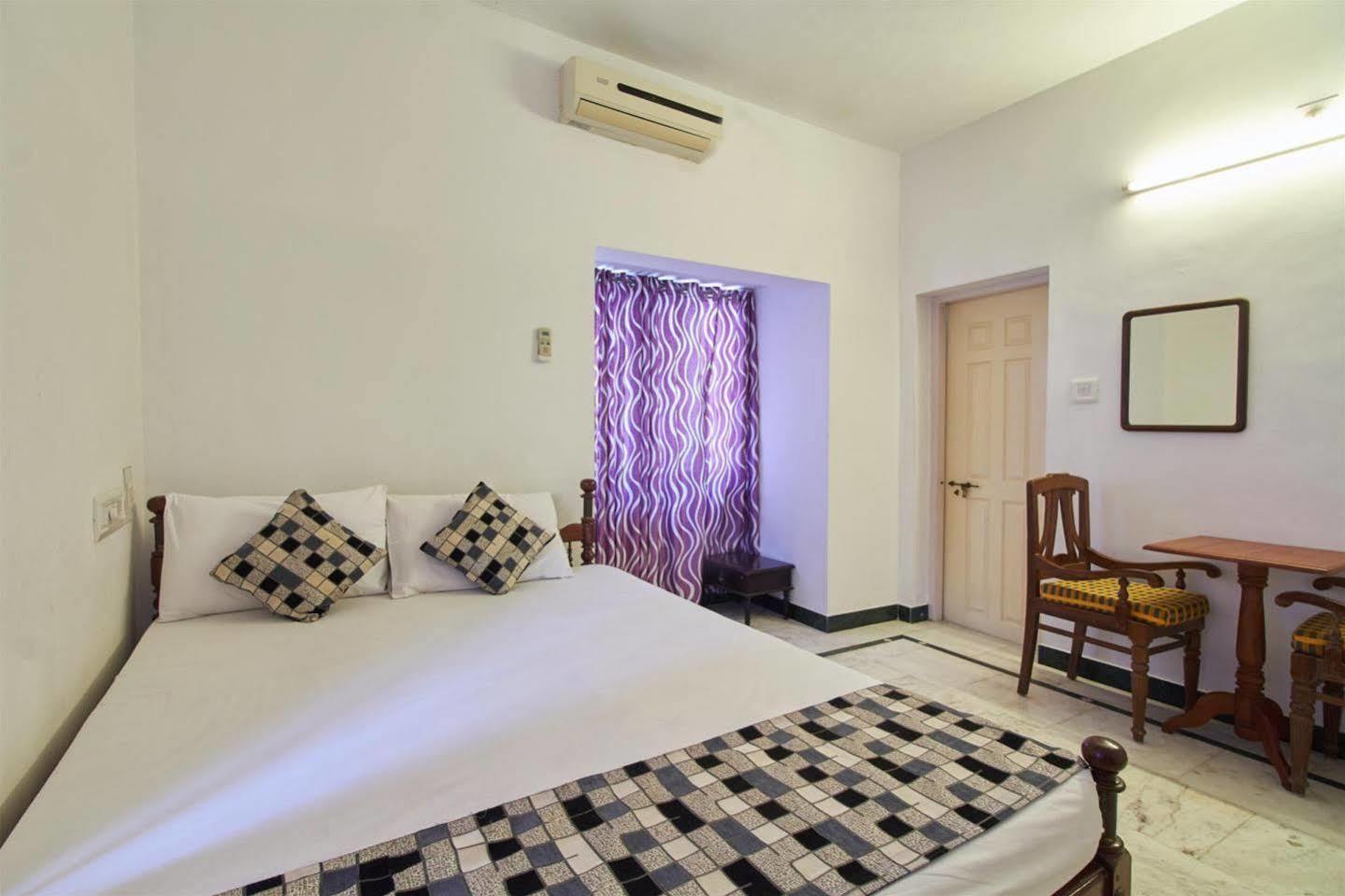 Hotel White Rose Kochi Exterior foto