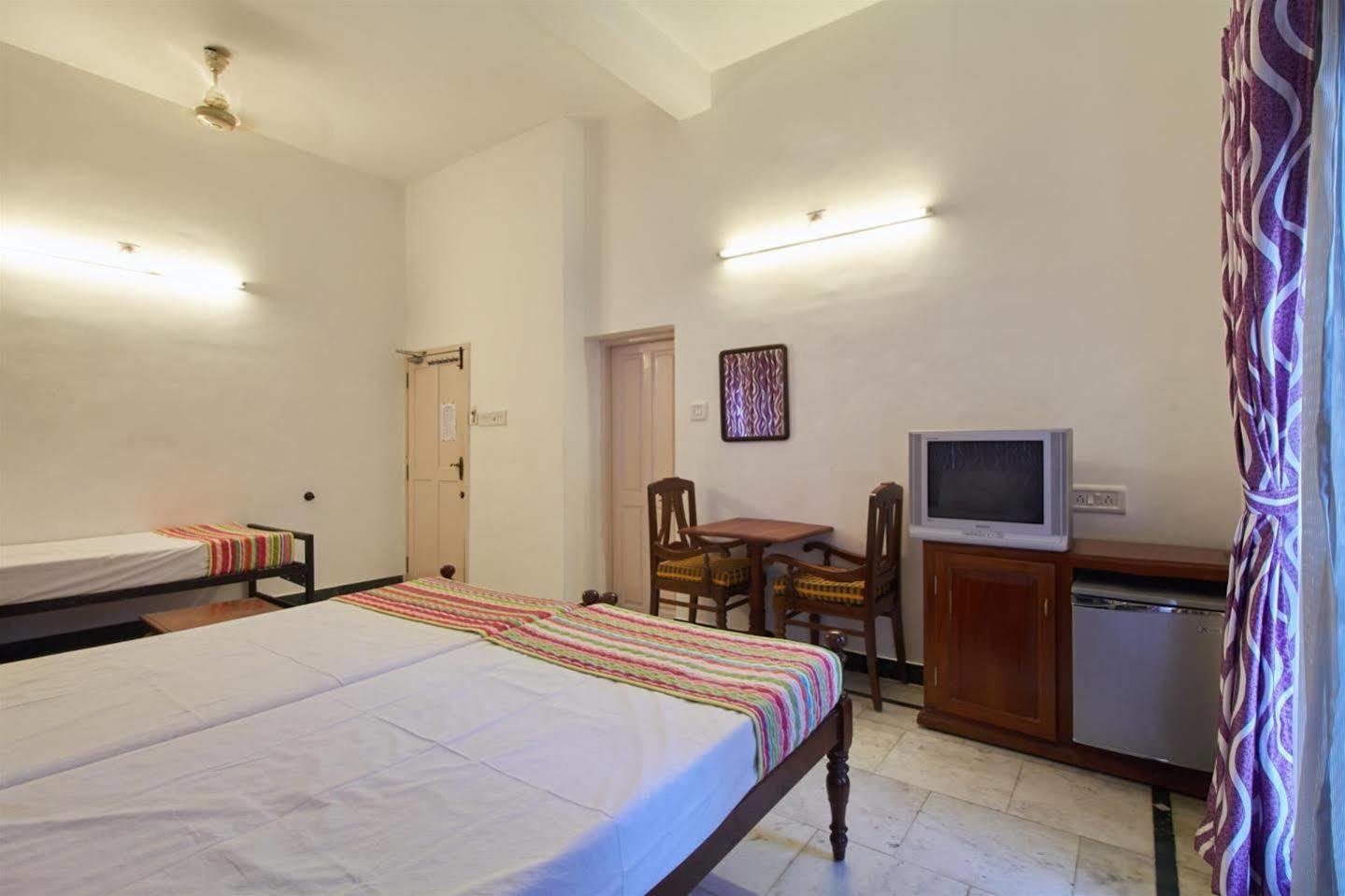 Hotel White Rose Kochi Exterior foto