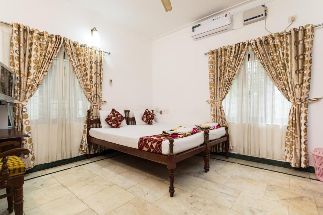 Hotel White Rose Kochi Exterior foto
